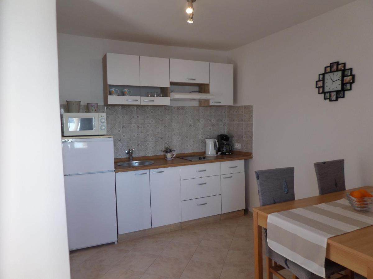 Apartmani Mirko Ljubac Ражанац Экстерьер фото