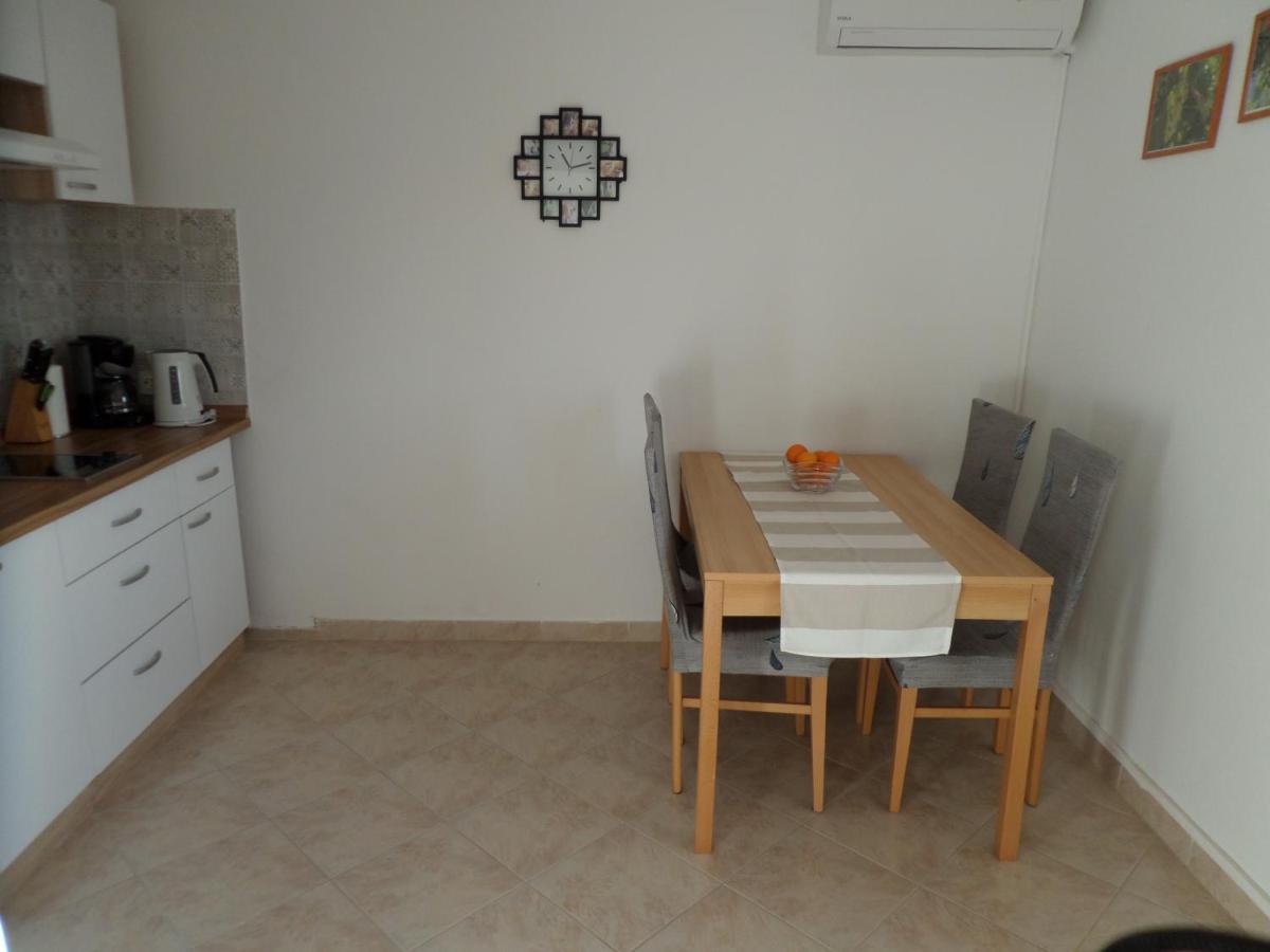 Apartmani Mirko Ljubac Ражанац Экстерьер фото